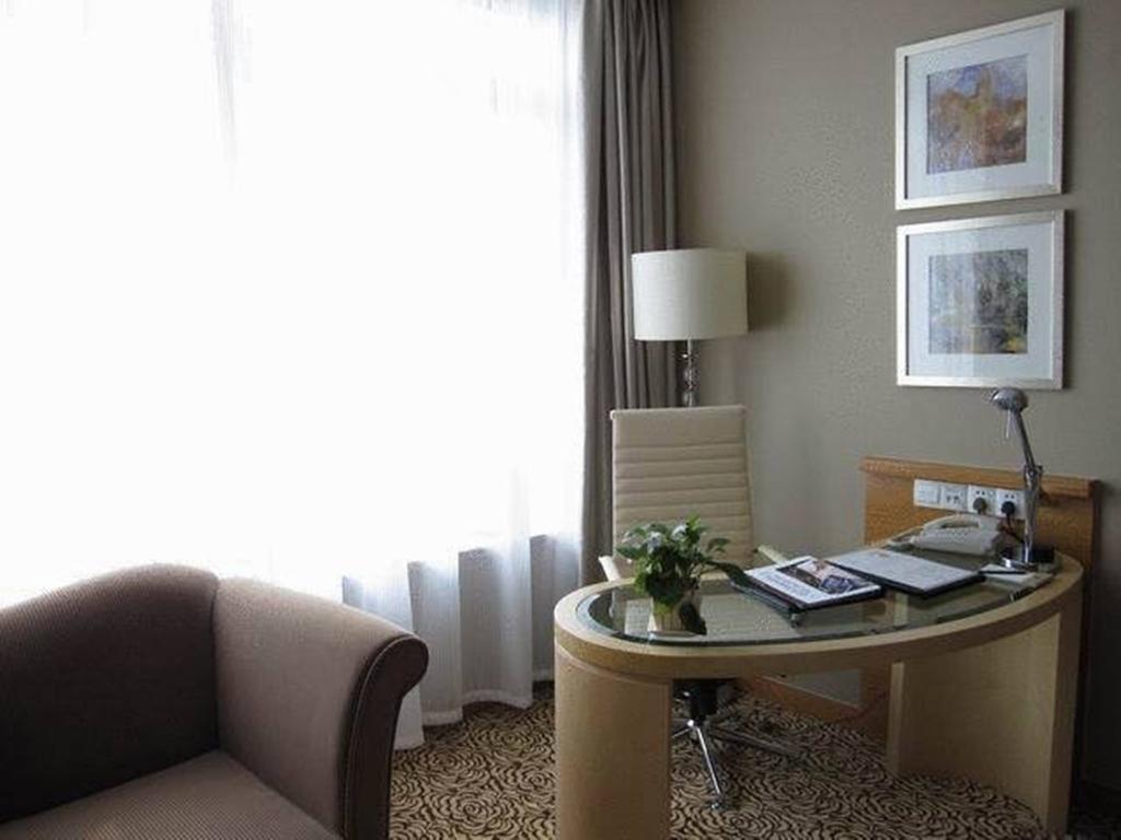 Glarun Jinling Hotel Нанкін Екстер'єр фото